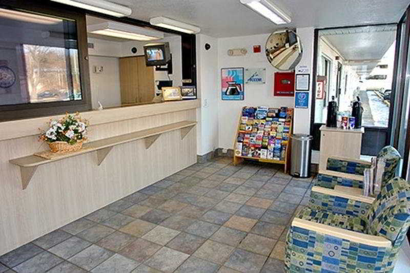Motel 6 Boston South - Braintree Exterior photo